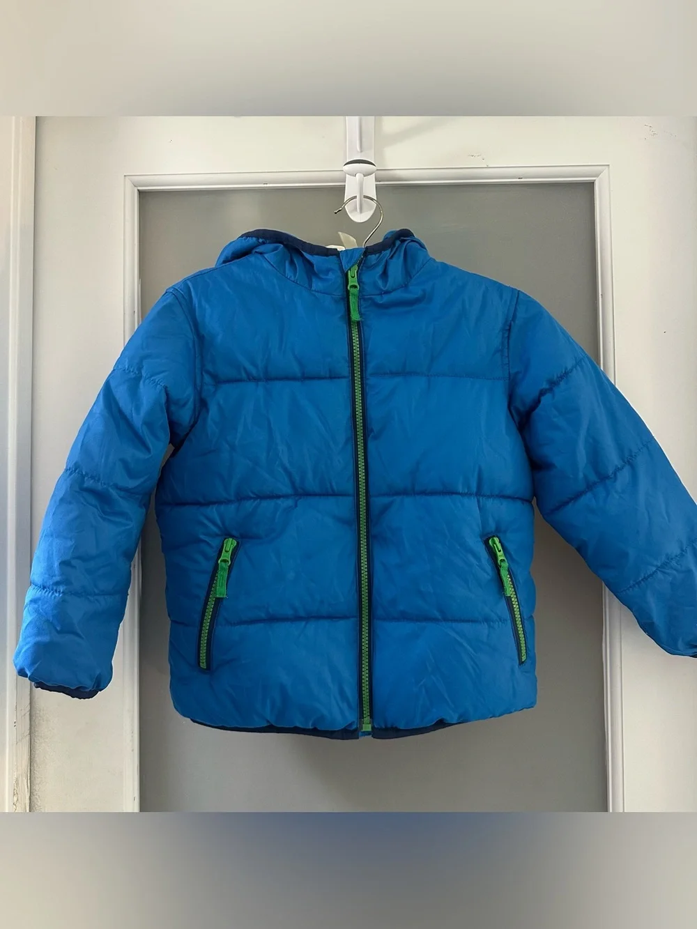 Old navy Blue Puffer Jacket w Green Accents